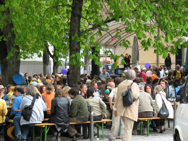 yummmm beer!  The Munich beer gardens