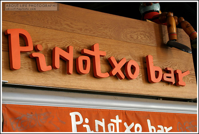 Bar Pinotxo...A great walk-up tapas in La Boqueria.  Come early and be prepared to wait.