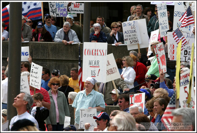 2009-04-15 GSO Tax Day Tea Party 08