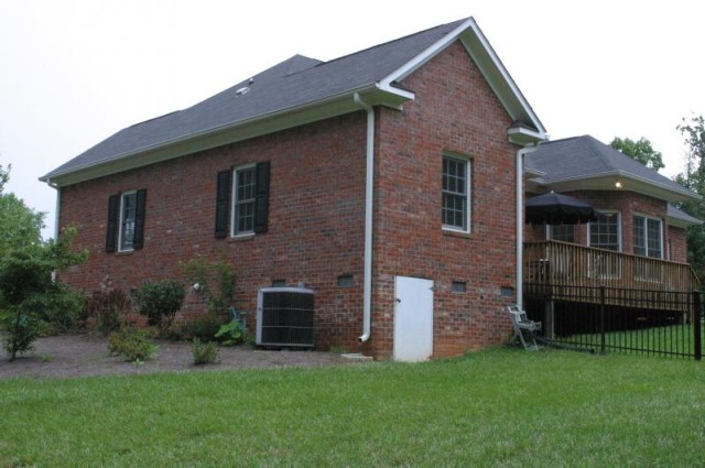 House 008
